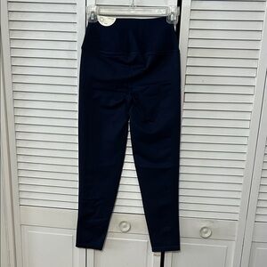 NWT Offline Women’s Navy Leggings